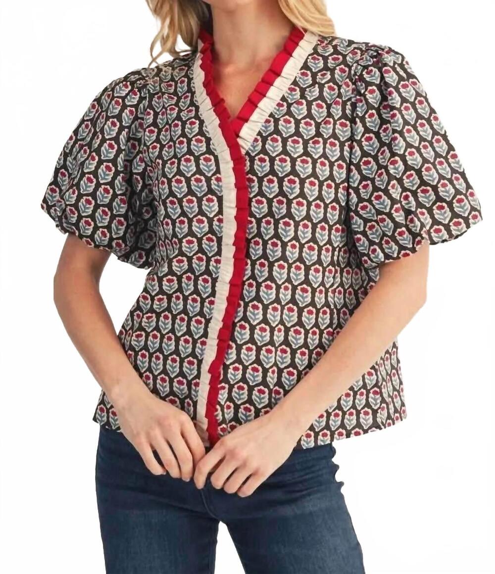 NEW JODIFL short puff sleeves floral top with color contrast ruffle detail in br